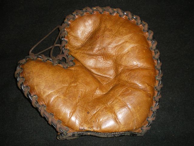 TruSport Basemitt Front